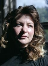 Peters_Julia_Profile